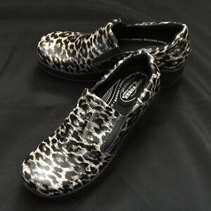 Easy Street Black and White Patterned Mules